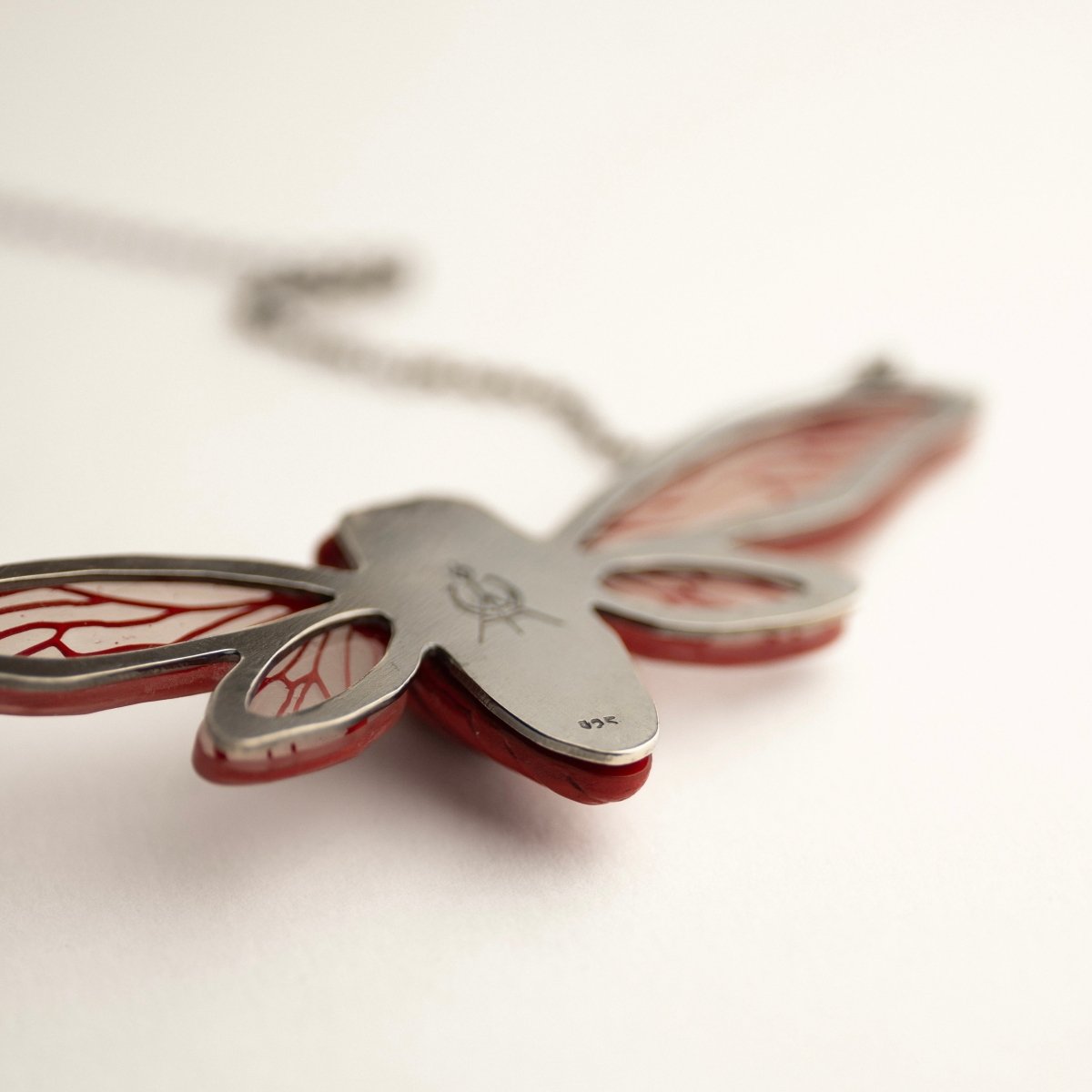 Cicada necklace - Macabre Gadgets