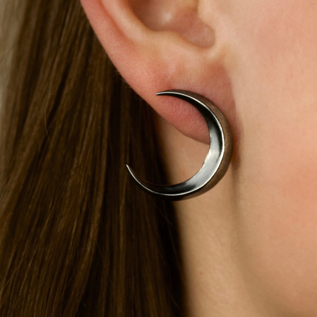 Luna earring - Macabre Gadgets