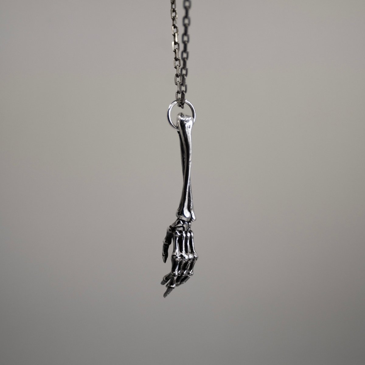 Macabre pendant - Macabre Gadgets