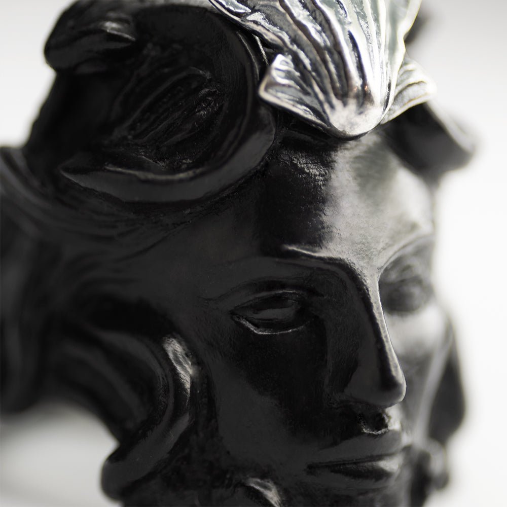 Medusa ring - Macabre Gadgets