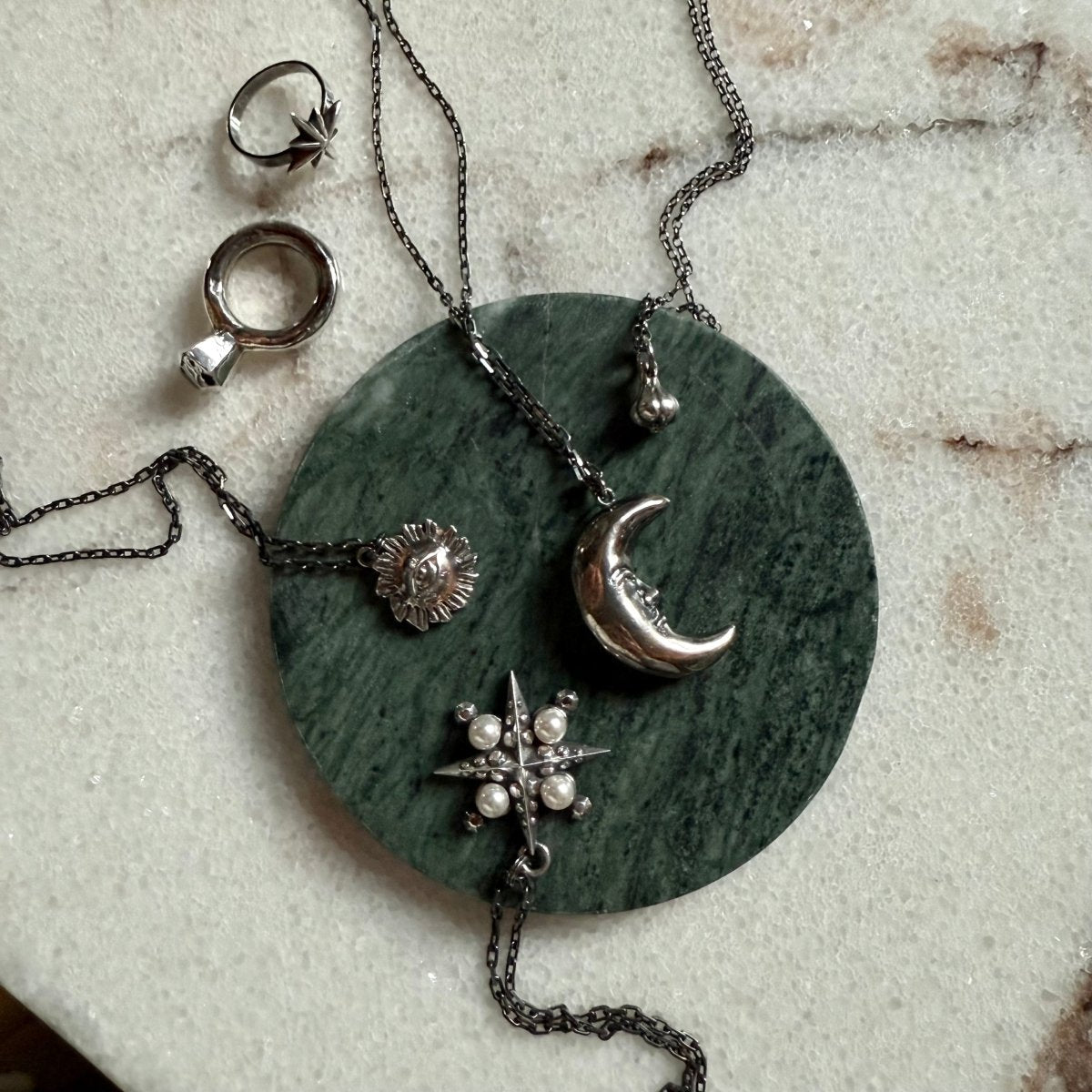 Mr. Moon pendant - Macabre Gadgets