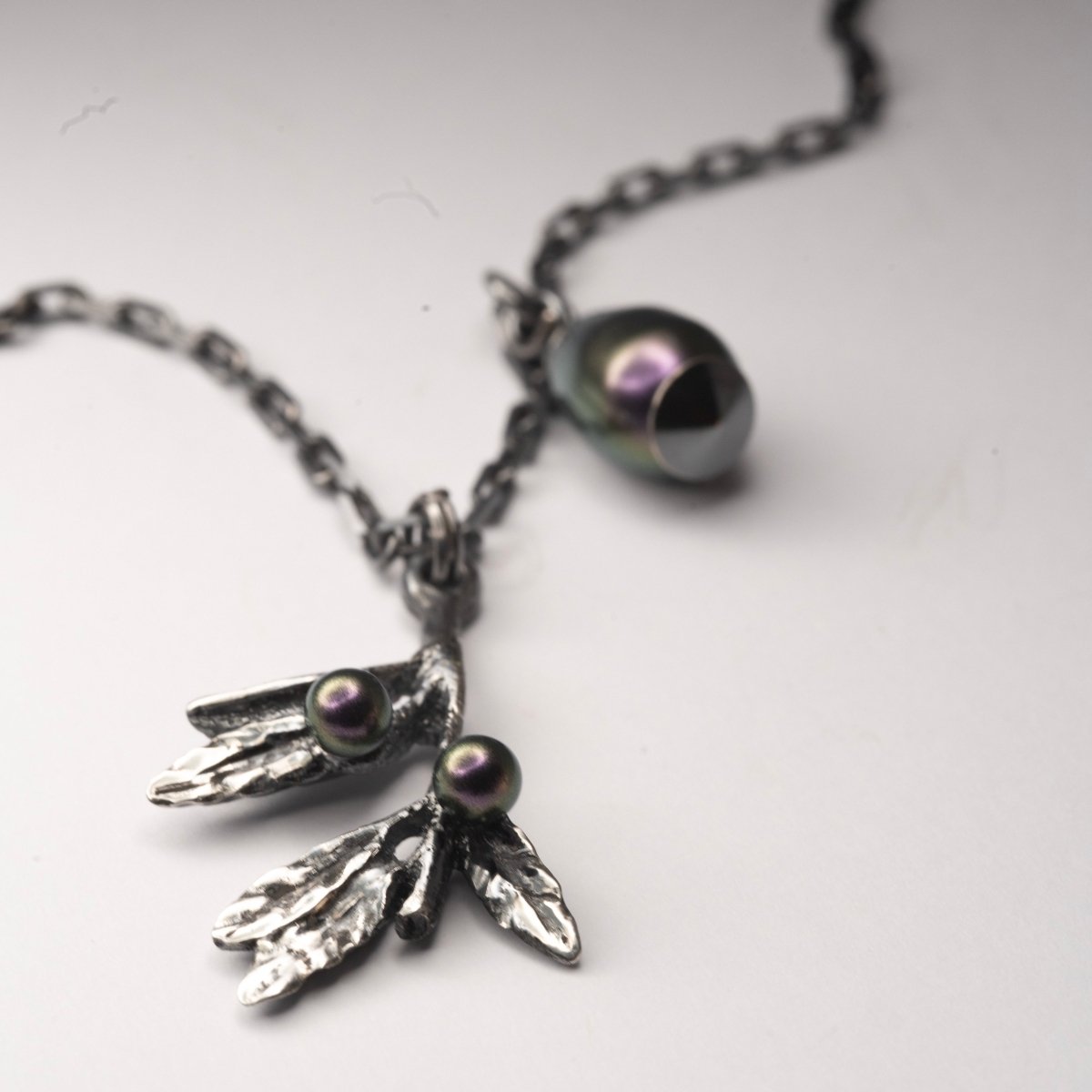 Olive Branch pendant - Macabre Gadgets