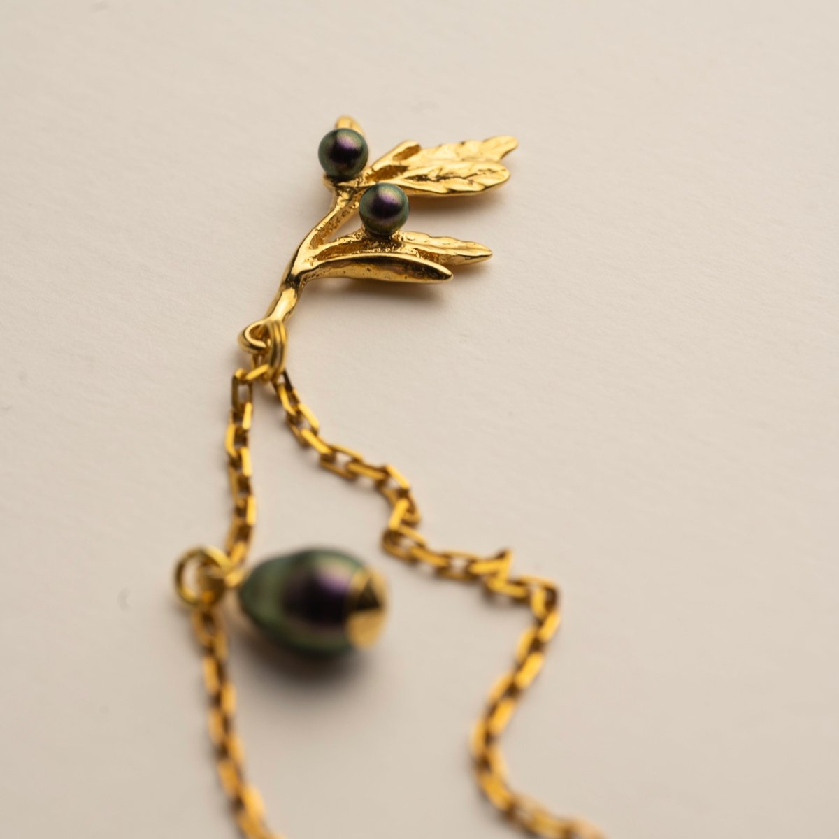 Olive Branch pendant - Macabre Gadgets
