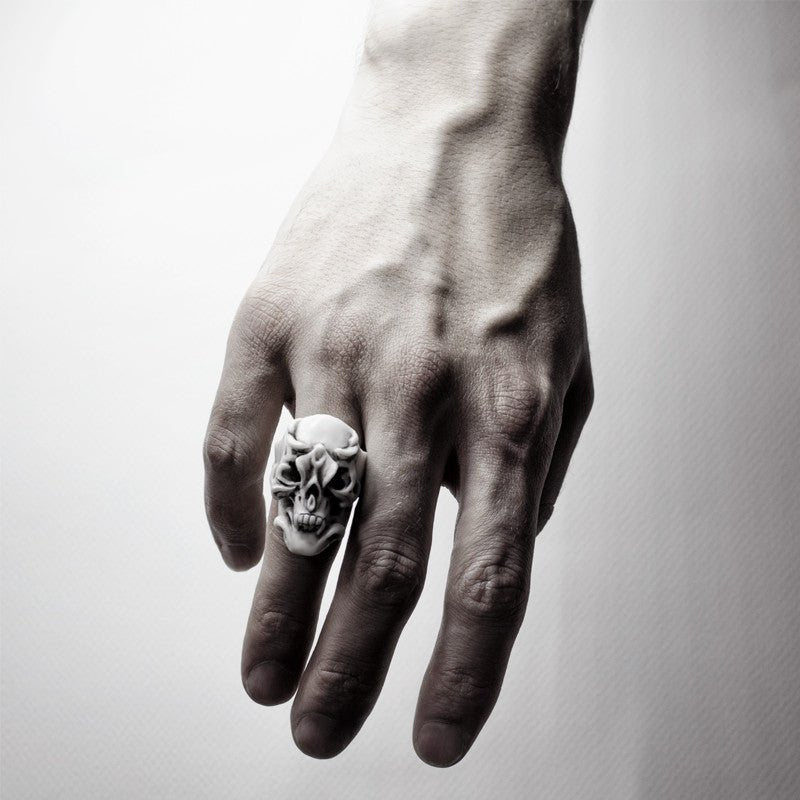 Orchid Skull ring - Macabre Gadgets
