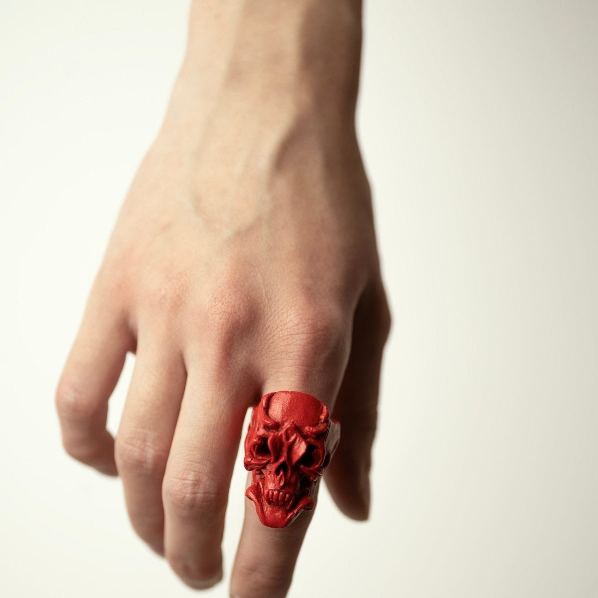 Orchid Skull ring - Macabre Gadgets