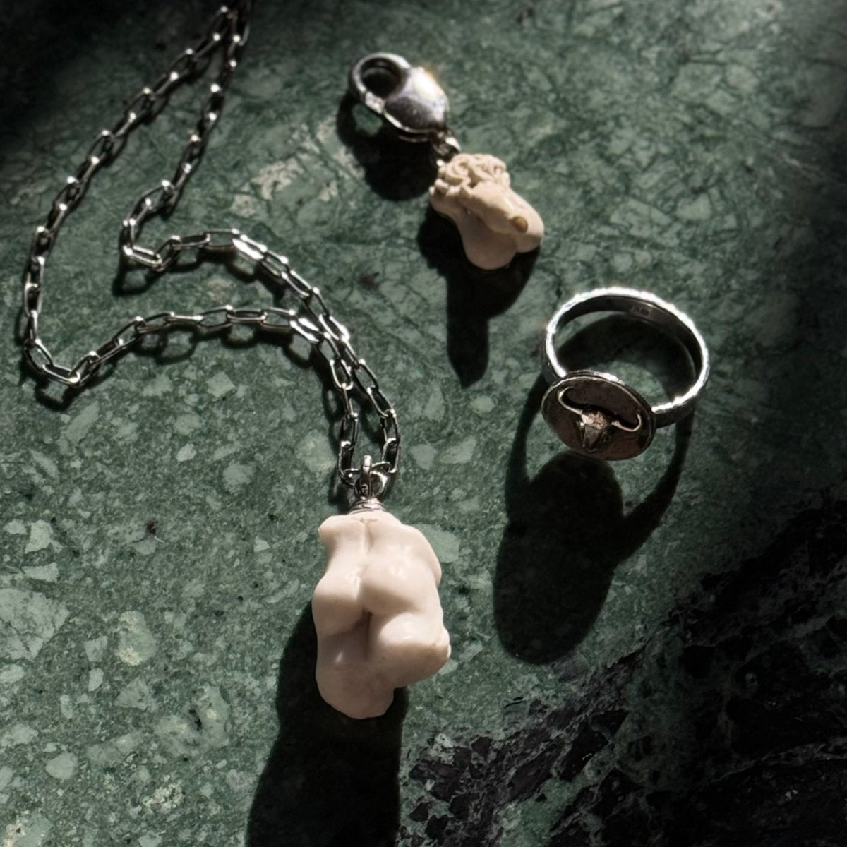 Phallus charm - Macabre Gadgets