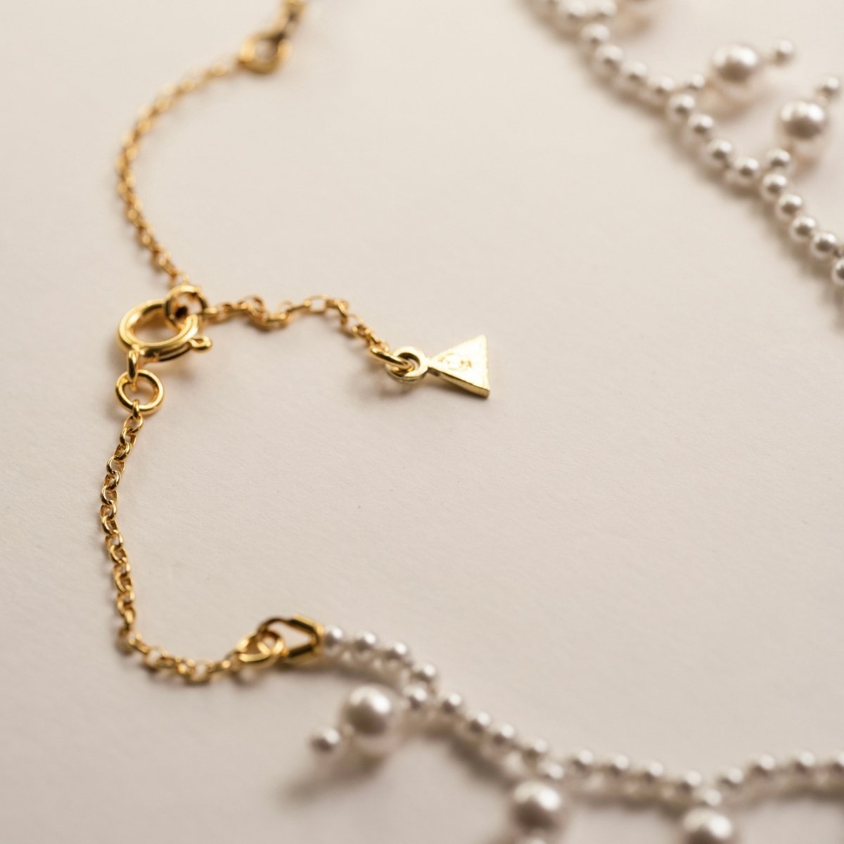 Sacred Pearls necklace - Macabre Gadgets