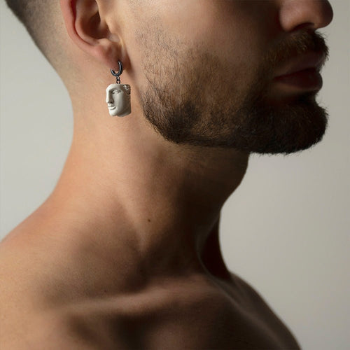 Achilles earring - Macabre Gadgets