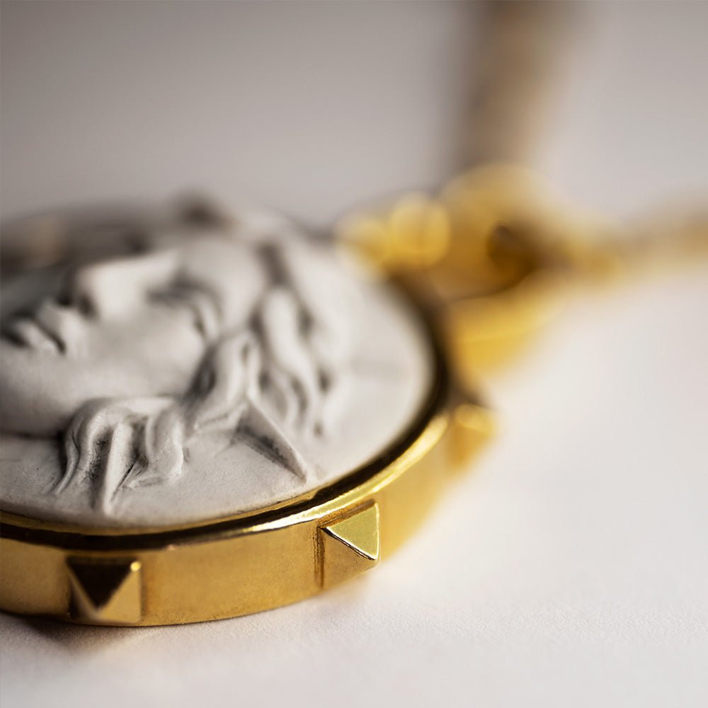 APOLLO PENDANT - Macabre Gadgets Store