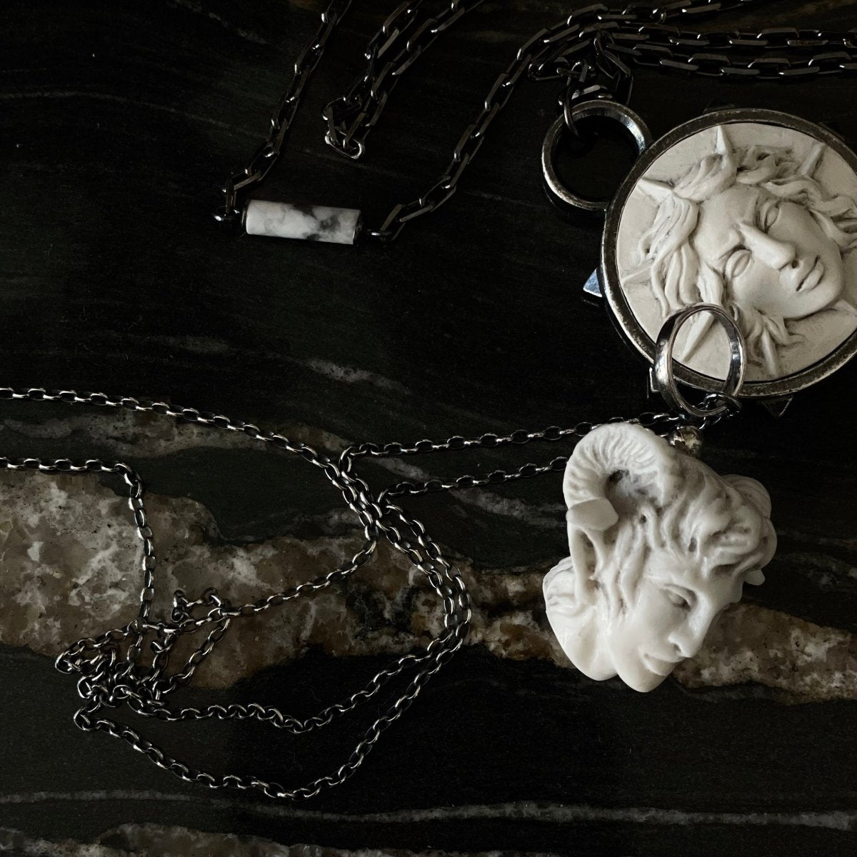 APOLLO PENDANT - Macabre Gadgets Store