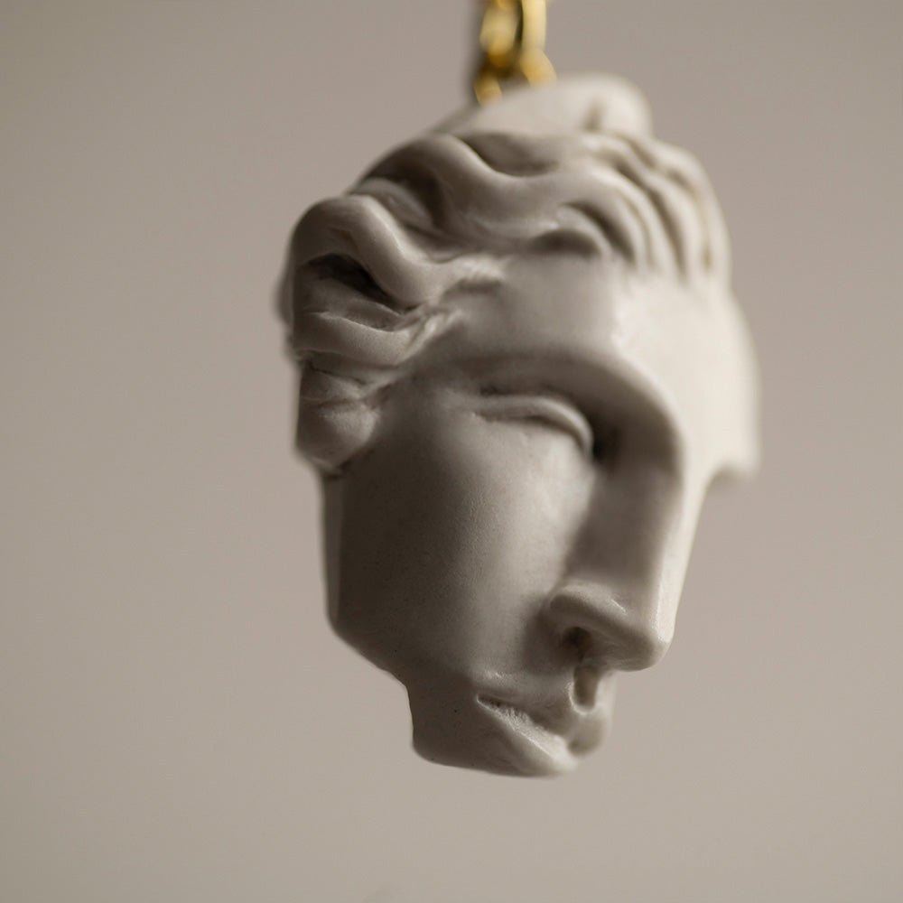 ARIADNE EARRING - Macabre Gadgets Store
