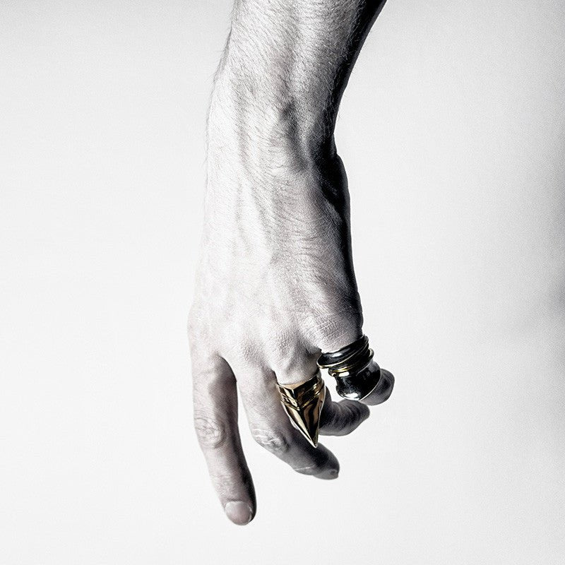 ARMOUR II RING - Macabre Gadgets Store