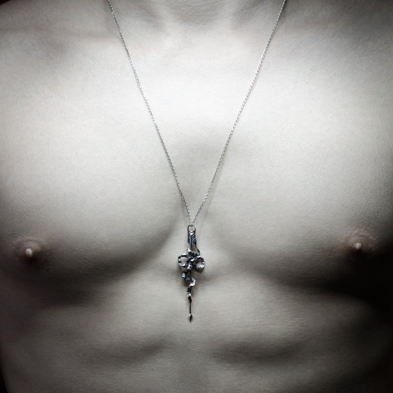 ARROW&BOW PENDANT - Macabre Gadgets Store
