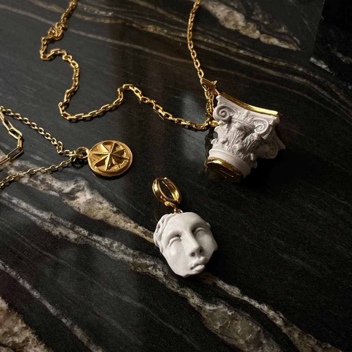 ASTER PENDANT - Macabre Gadgets Store