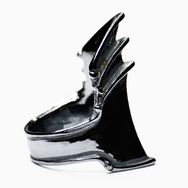 BEVOR RING - Macabre Gadgets Store