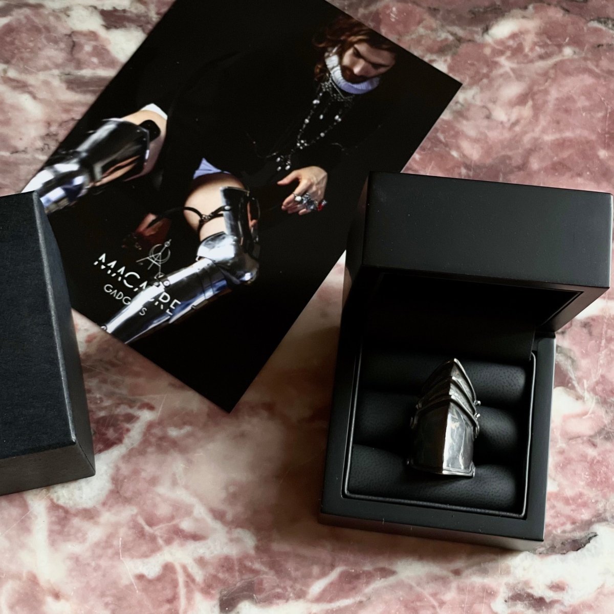 BEVOR RING - Macabre Gadgets Store