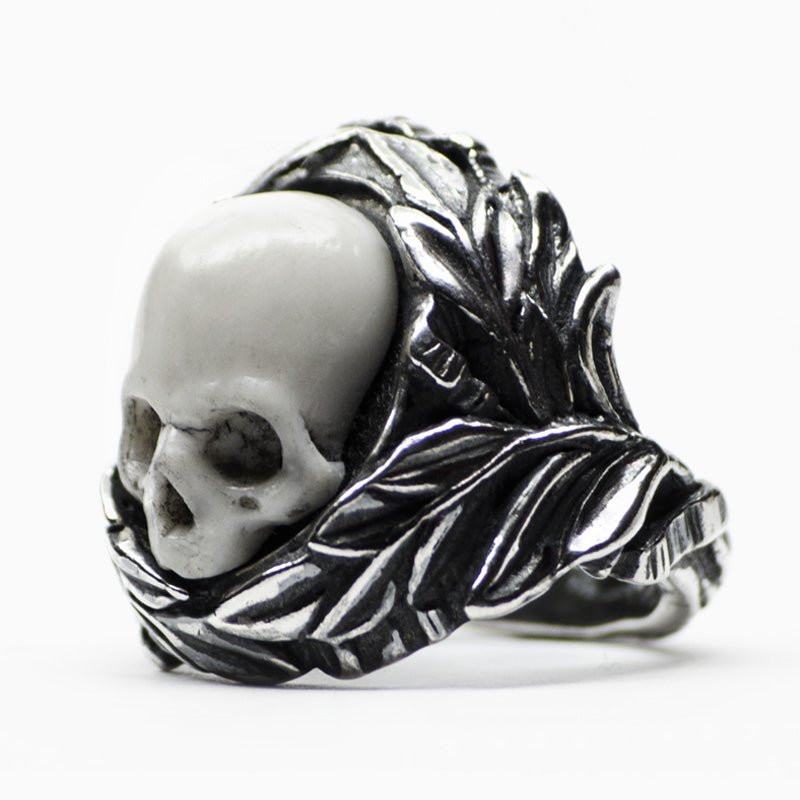 CAMEO RING - Macabre Gadgets Store