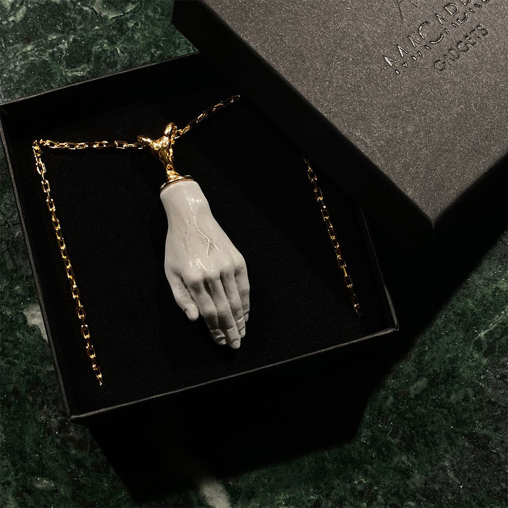 CAPERE SIDUS PENDANT I - Macabre Gadgets Store