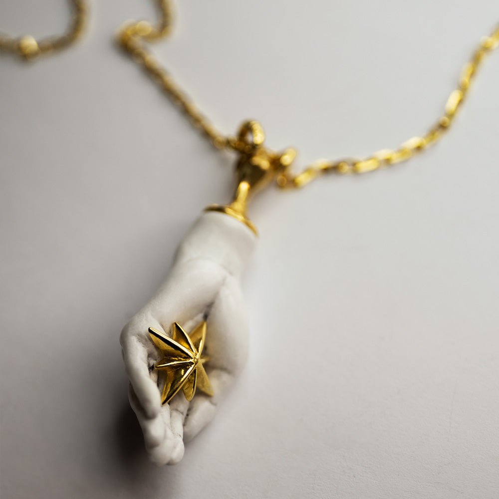 CAPERE SIDUS PENDANT I - Macabre Gadgets Store