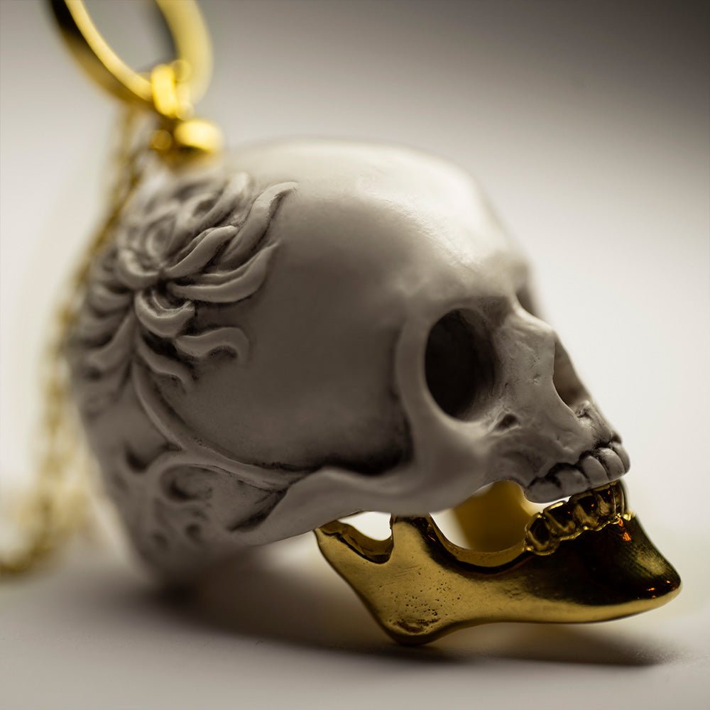 CHRYSANTHEMUM SKULL PENDANT - Macabre Gadgets Store