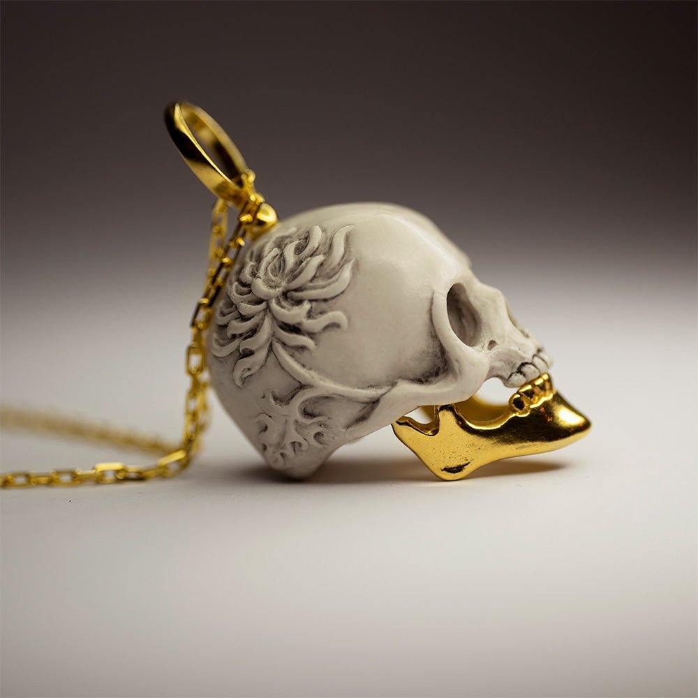 CHRYSANTHEMUM SKULL PENDANT - Macabre Gadgets Store