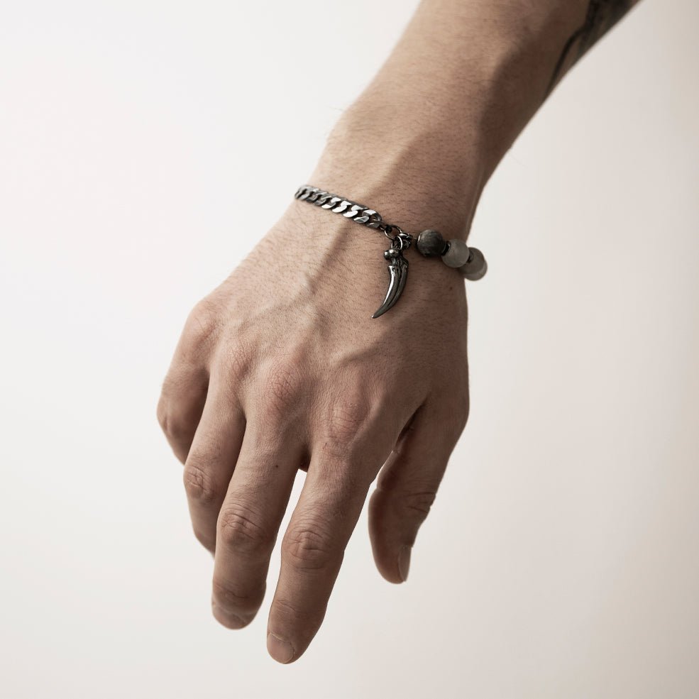 CLAW BRACELET - Macabre Gadgets Store