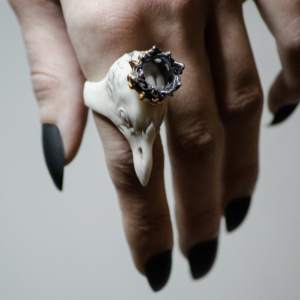 CORAX RING - WHITE - final sale - Macabre Gadgets Store