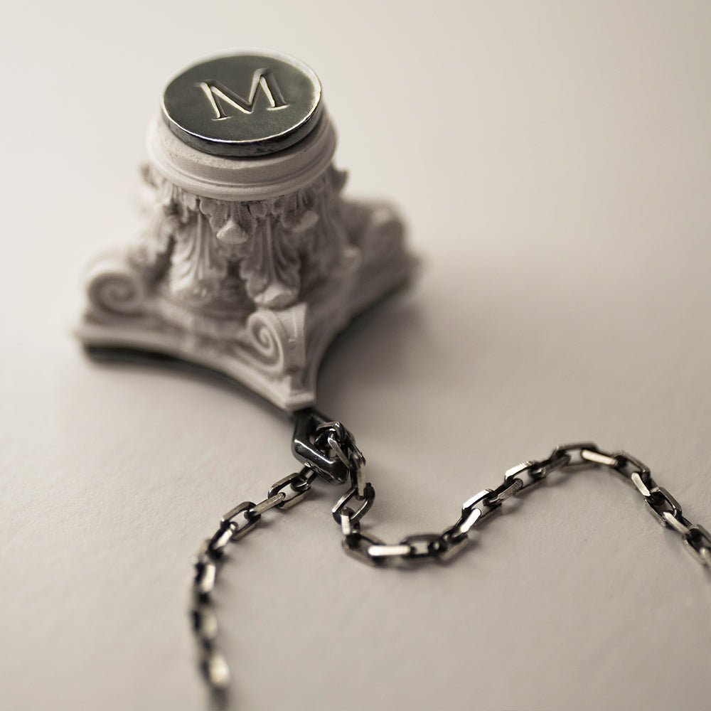 CORINTH PENDANT - Macabre Gadgets Store