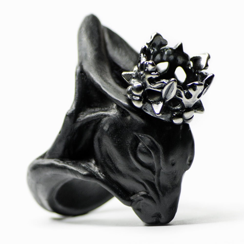 CROWNED HARE RING - BLACK - final sale - Macabre Gadgets Store
