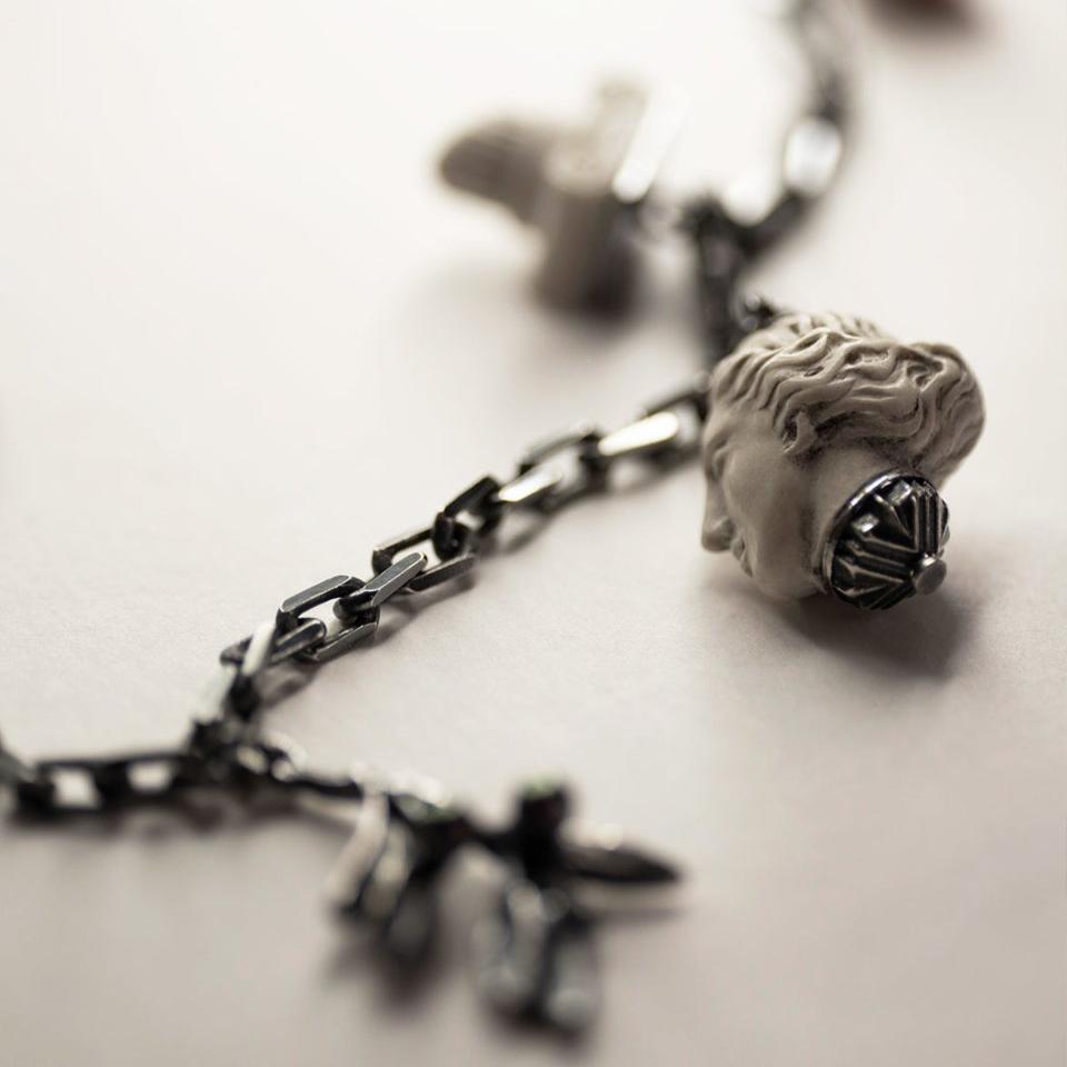 Delos necklace - Macabre Gadgets
