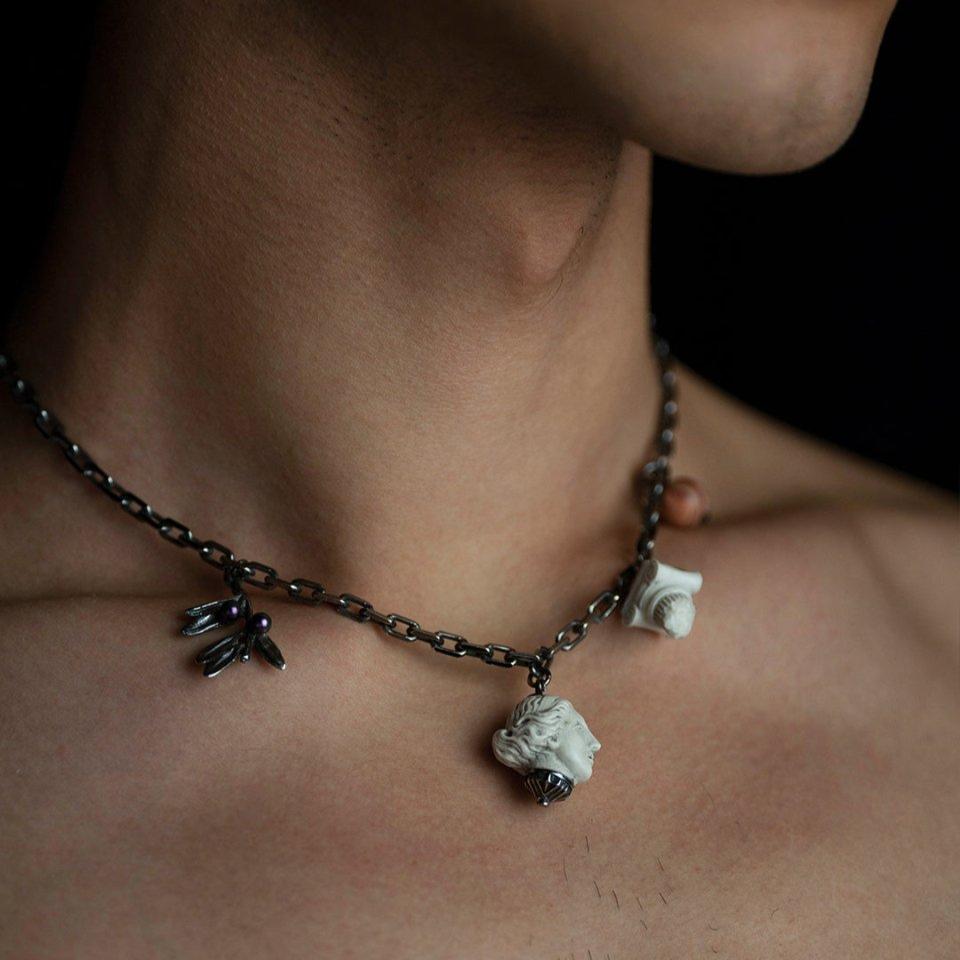 Delos necklace - Macabre Gadgets