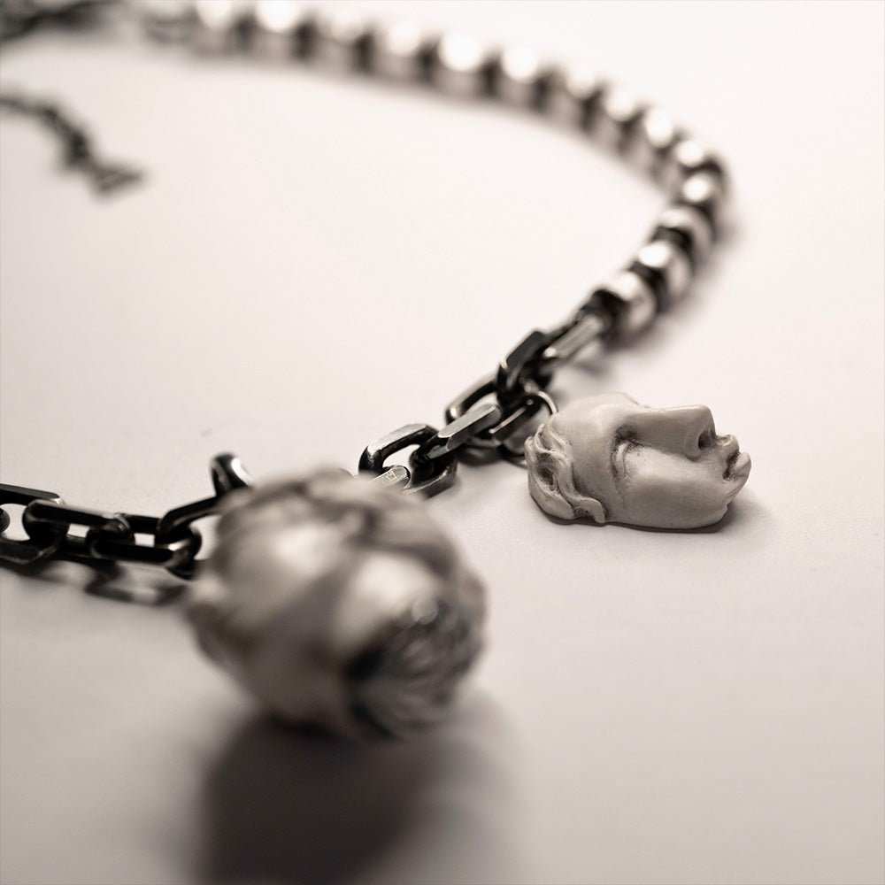 EPOS NECKLACE - Macabre Gadgets Store