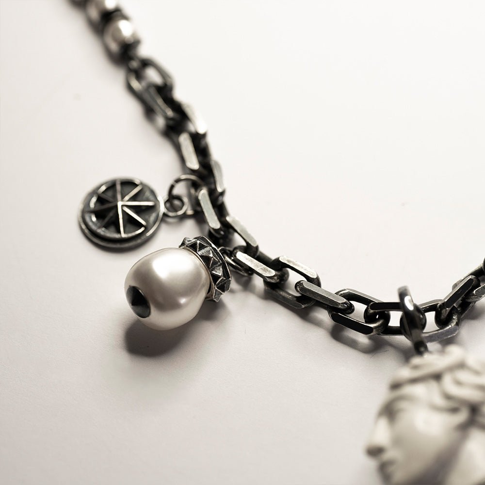EPOS NECKLACE - Macabre Gadgets Store