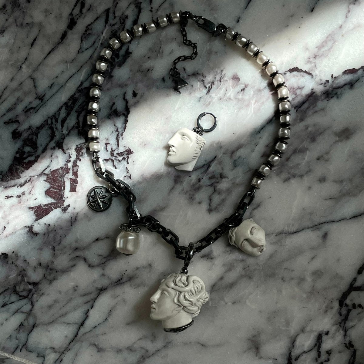 EPOS NECKLACE - Macabre Gadgets Store