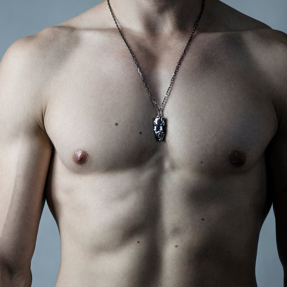 FRAGMENT PENDANT - Macabre Gadgets Store
