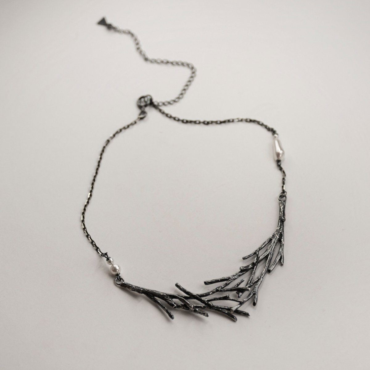 HARU NECKLACE - Macabre Gadgets Store