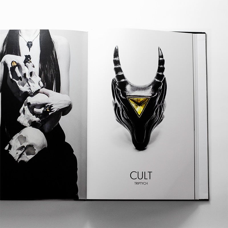 MACABRE GADGETS 'SIGHT' BOOK - Macabre Gadgets Store