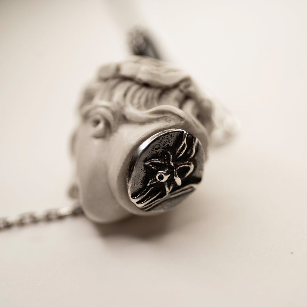 NARCISSUS PENDANT - Macabre Gadgets Store