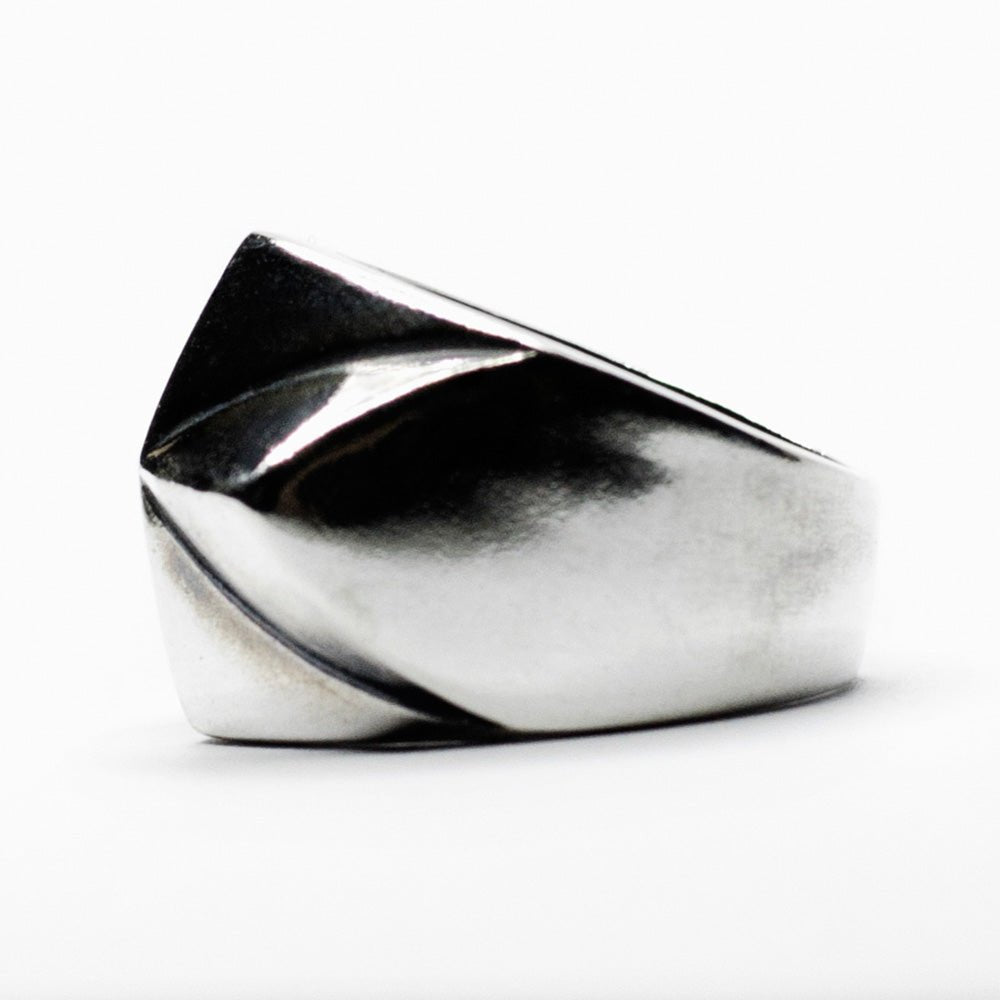NERVURE II RING - Macabre Gadgets Store