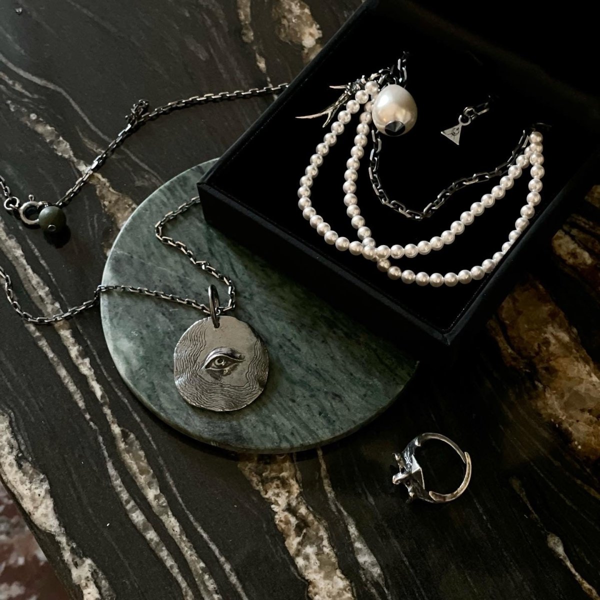 OCULUS PENDANT - Macabre Gadgets Store