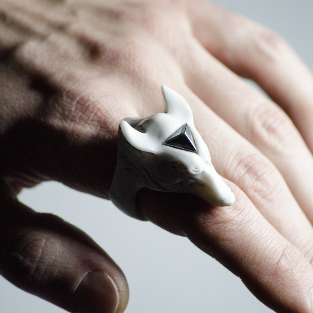OKAMI RING - Macabre Gadgets Store