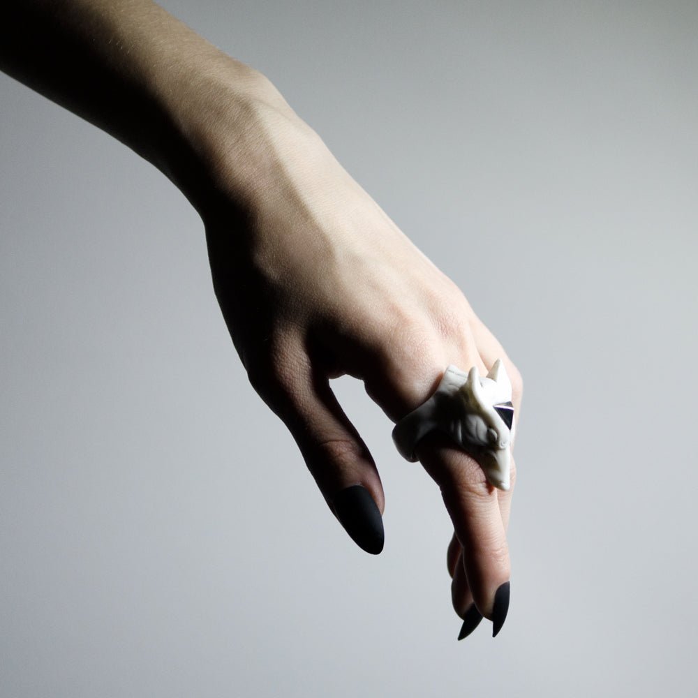 OKAMI RING - Macabre Gadgets Store