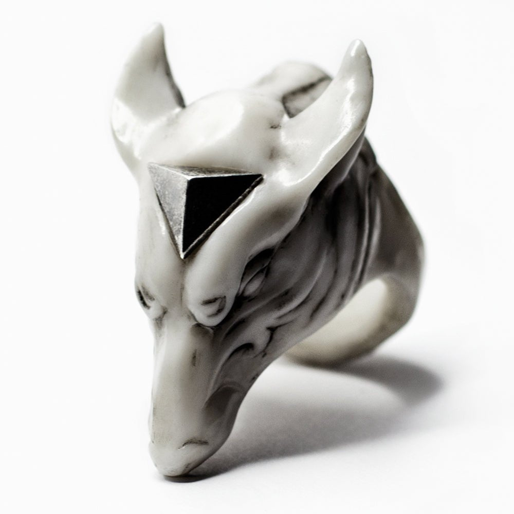 OKAMI RING - Macabre Gadgets Store