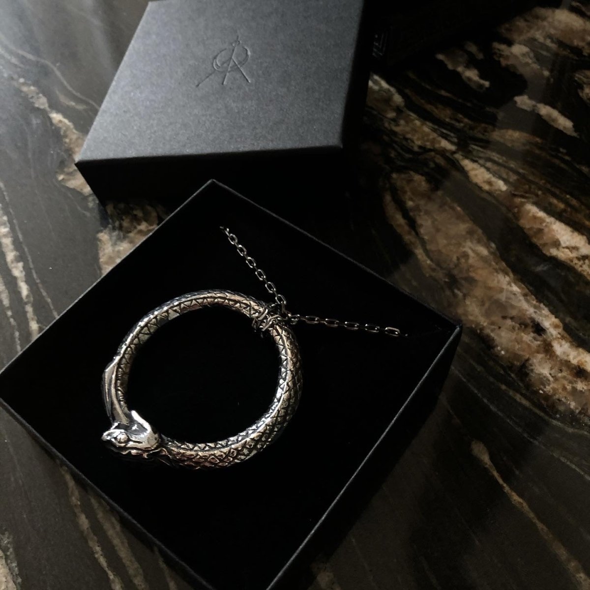 OUROBOROS PENDANT - Macabre Gadgets Store