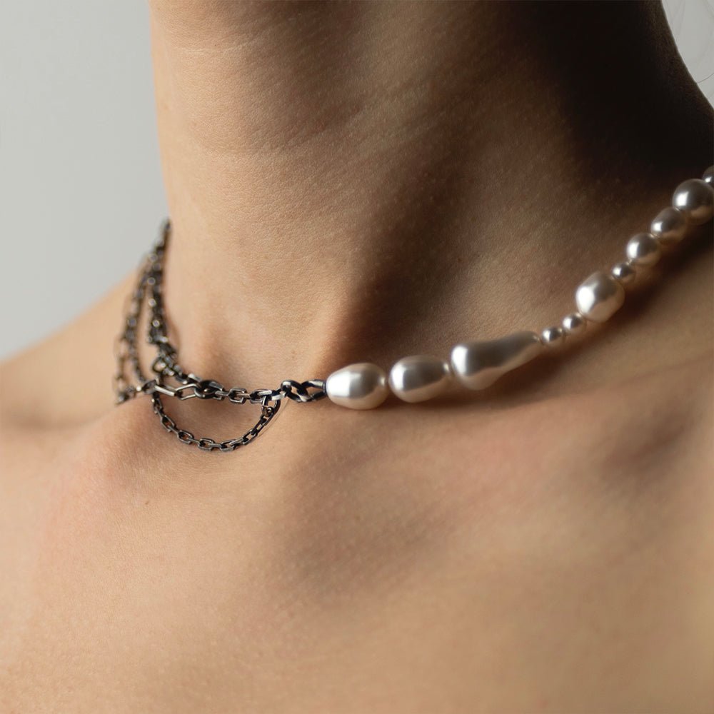 PEARL DROPS CHOKER - Macabre Gadgets Store