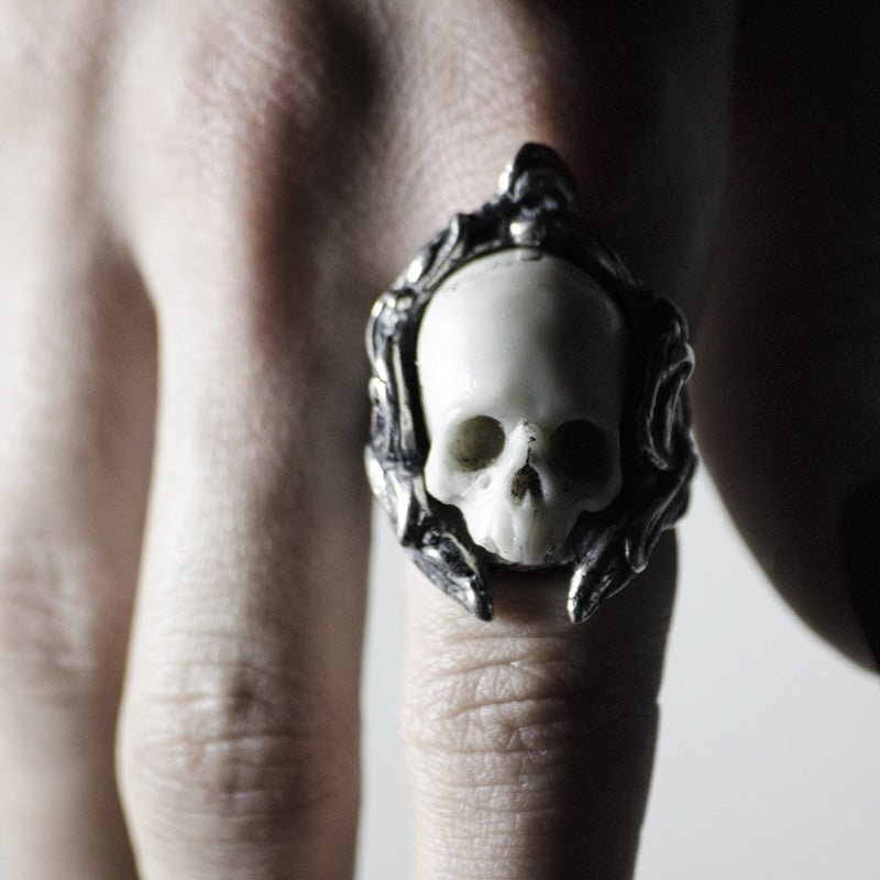 ROCAILLE RING - Macabre Gadgets Store
