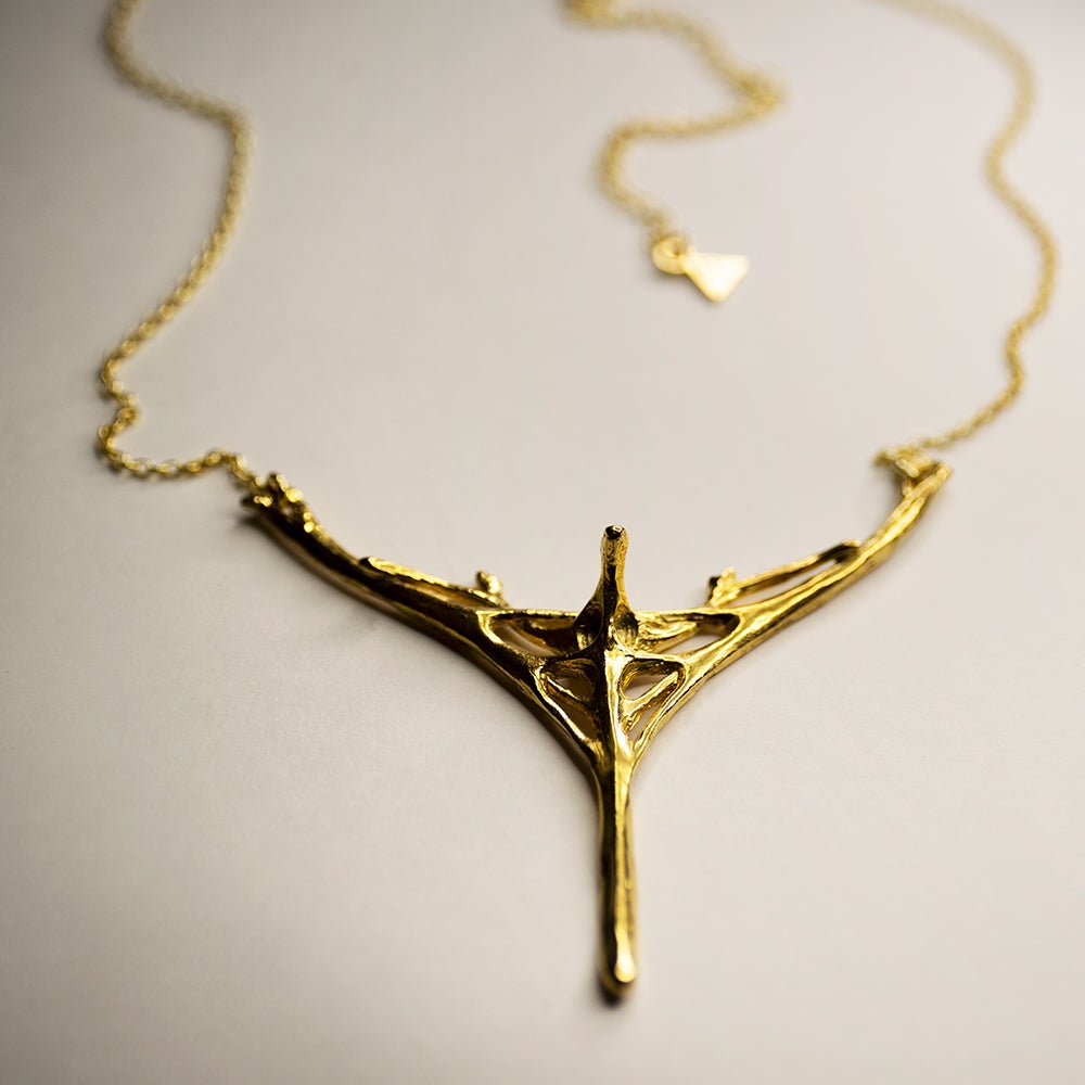 ROOTS NECKLACE - Macabre Gadgets Store