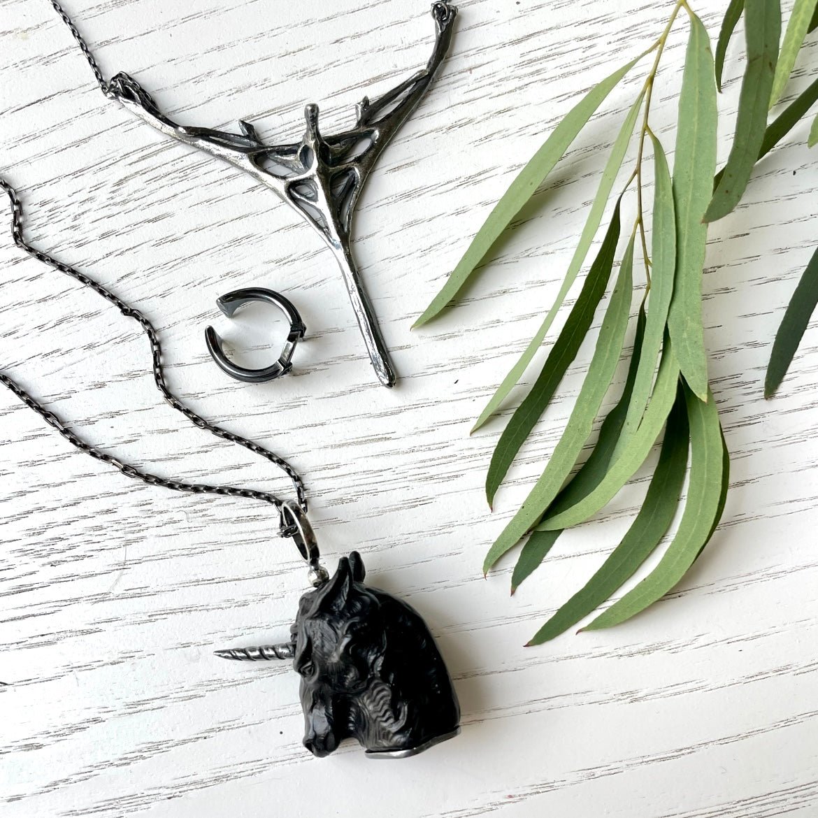 ROOTS NECKLACE - Macabre Gadgets Store