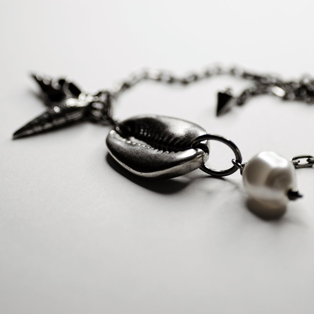 SHELL BRACELET - Macabre Gadgets Store