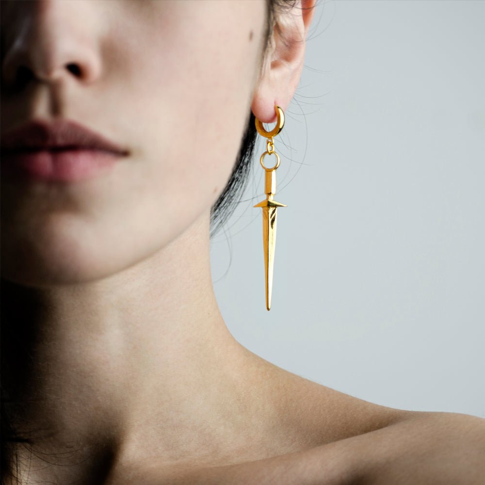 SWORD EARRING - Macabre Gadgets Store